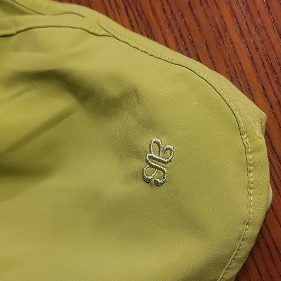 Albion Snap Pea Lunge shorts, size small - Picture 5 of 6